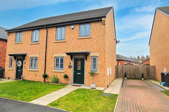 3 Bedroom Semi-Detached House For Sale In Elderberry Close, School Aycliffe, DL5