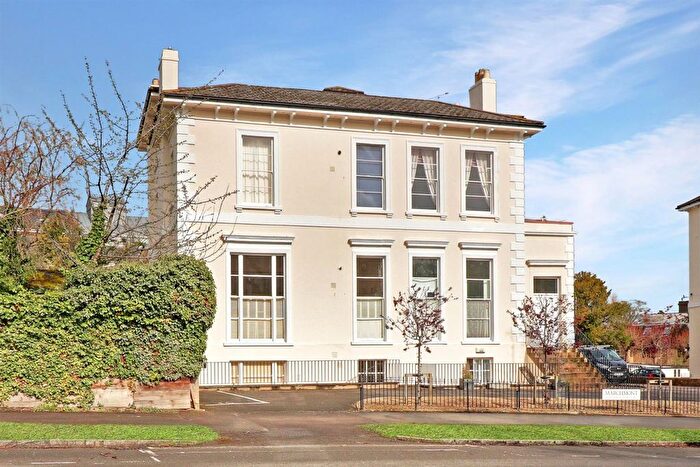 2 Bedroom Flat For Sale In Parabola Road, Cheltenham, GL50