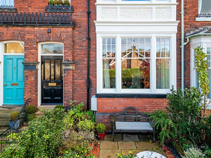 4 Bedroom Town House For Sale In Albemarle Road, York, YO23