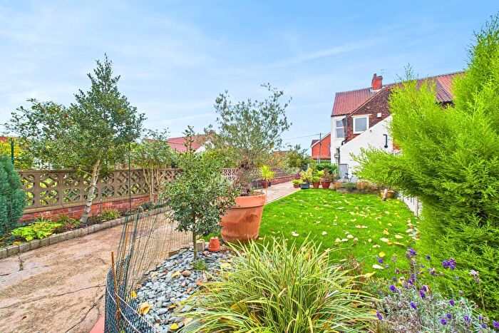 2 Bedroom End Of Terrace House For Sale In Marsh Lane, Barton-upon-Humber, North Lincolnshire, DN18