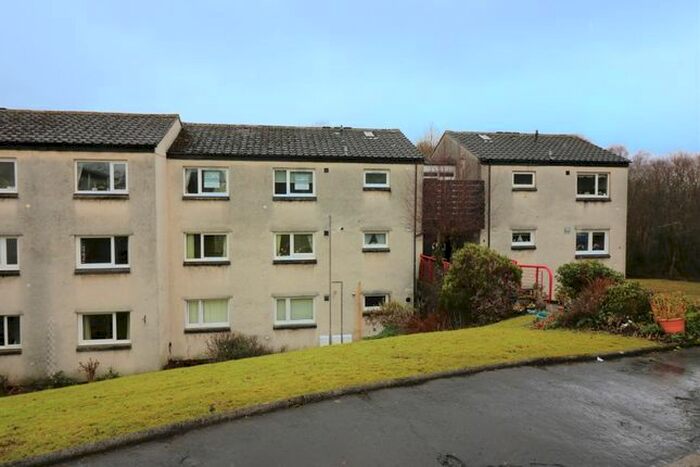 2 Bedroom Flat To Rent In The Riggs, Milngavie, Glasgow, G62