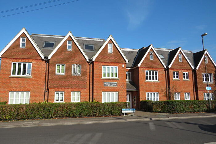1 Bedroom Apartment To Rent In Ifield Road, West Green, Crawley, West Sussex, RH11