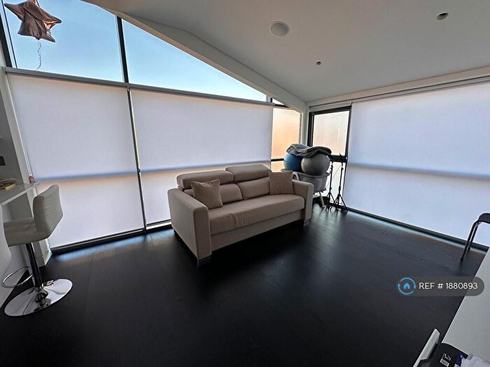 1 Bedroom Flat To Rent In Kingsford Street, London, NW5