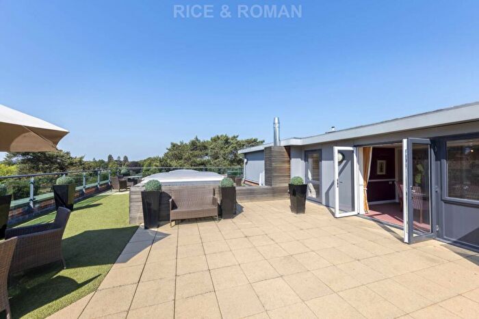 2 Bedroom Retirement Property For Sale In Stokes Lodge, Park Lane, GU15