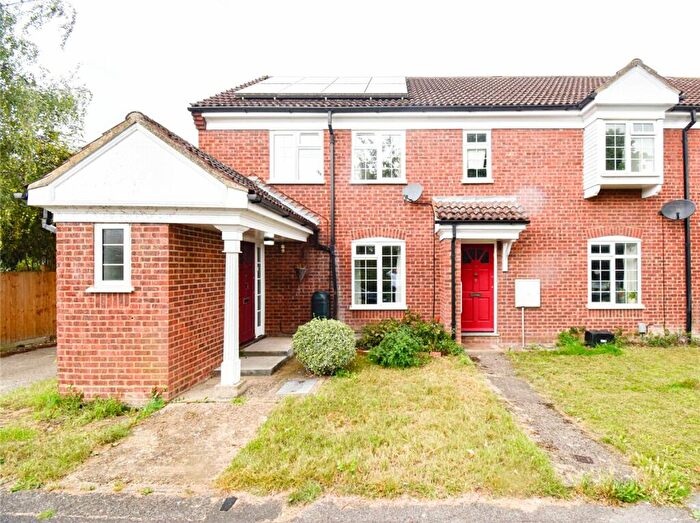 3 Bedroom End Of Terrace House To Rent In Hulatt Road, Cambridge, CB1