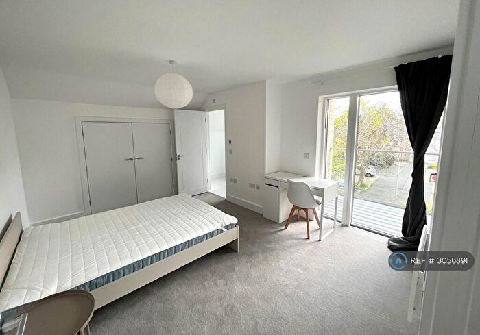2 Bedroom Flat To Rent In St. Stephens Place, Cambridge, CB3