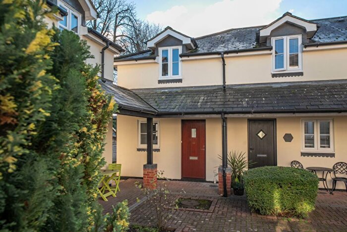 2 Bedroom End Terrace House For Sale In Lodge Drive, Weyhill, SP11