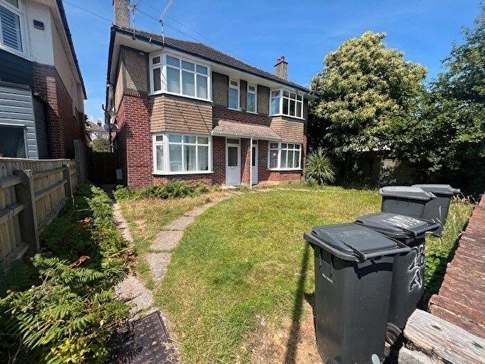 2 Bedroom Flat To Rent In Beaufort Road, Bournemouth, BH6