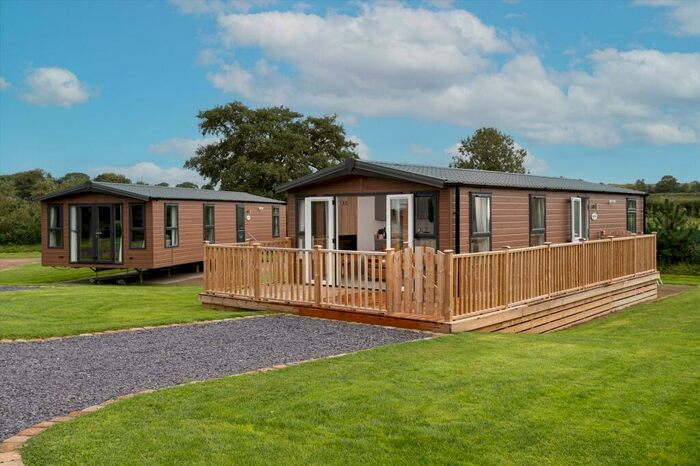 2 Bedroom Bungalow For Sale In Stony Lane Retreats, Forton, Preston, PR3