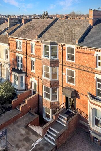 9 Bedroom Detached House To Rent In Billing Road, Northampton, NN1