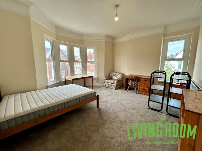 6 Bedroom House To Rent In Pentyrch Street, Cathays, Cardiff, CF24