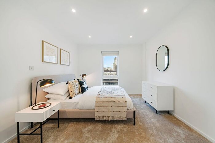 1 Bedroom Flat For Sale In Worcester Point, Central Street, London, EC1V