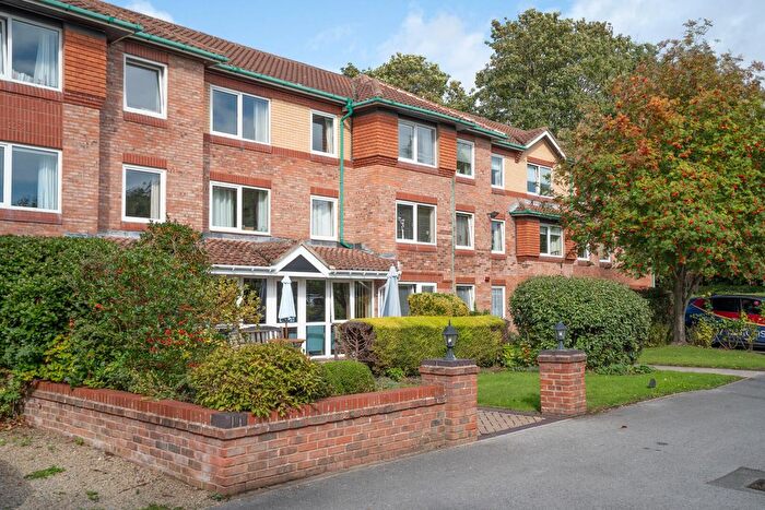 1 Bedroom Flat For Sale In Danesmead Close, York, YO10
