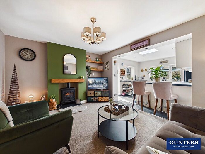 2 Bedroom Semi-Detached Bungalow For Sale In Birkbeck Close, Kendal, LA9
