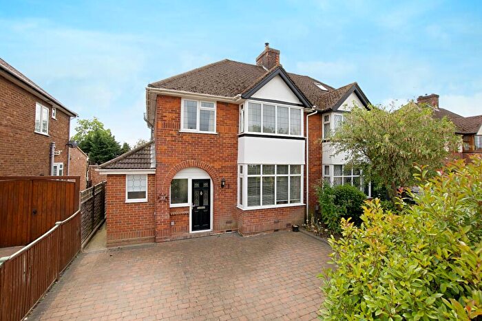 3 Bedroom Semi-Detached House For Sale In Putnoe Lane | Bedford | Beds | | Wow Factor Kitchen, MK41