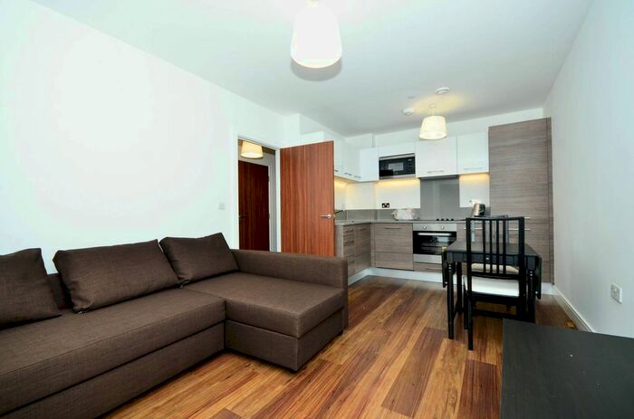 1 Bedroom Flat To Rent In Dickens Yard, Ealing, London, W5