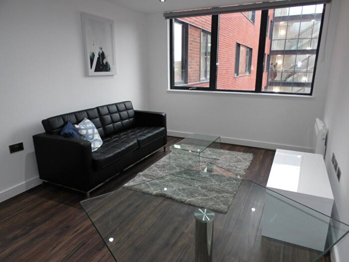 2 Bedroom Apartment To Rent In Madison House, B5