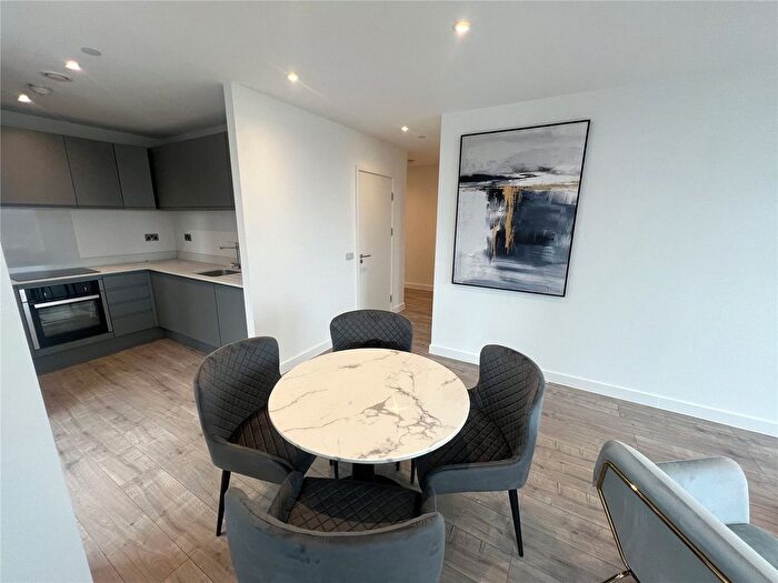 1 Bedroom Flat To Rent In Victoria House, Great Ancoats Street, Manchester, M4