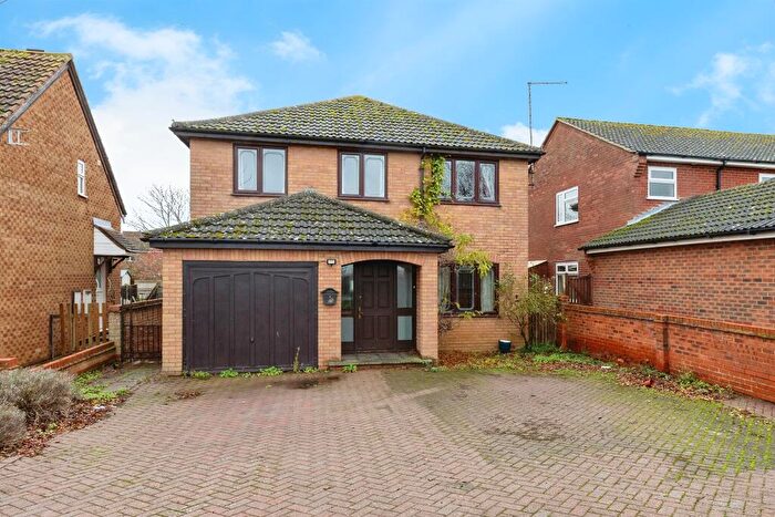 4 Bedroom Detached House For Sale In Burnt House Road, Whittlesey, Peterborough, PE7