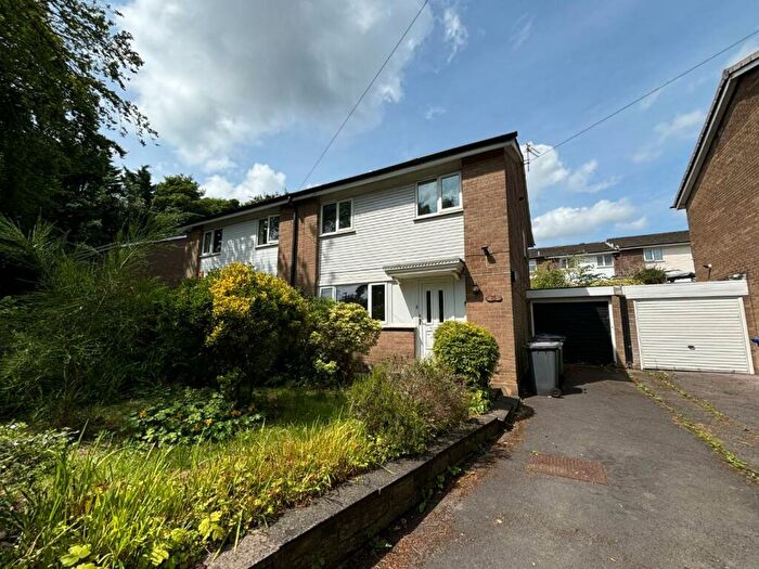 3 Bedroom Semi-Detached House To Rent In Sedgley Park Road, Prestwich, M25