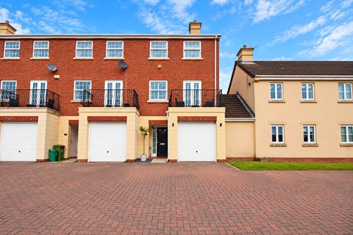 4 Bedroom Town House For Sale In Meadow Hill, Church Village, Pontypridd, CF38