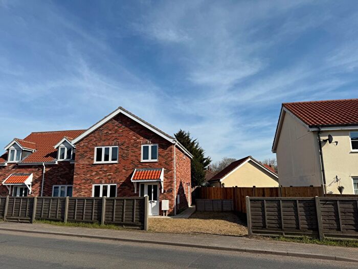 3 Bedroom Semi-Detached House To Rent In Stuston Road, Diss, IP22