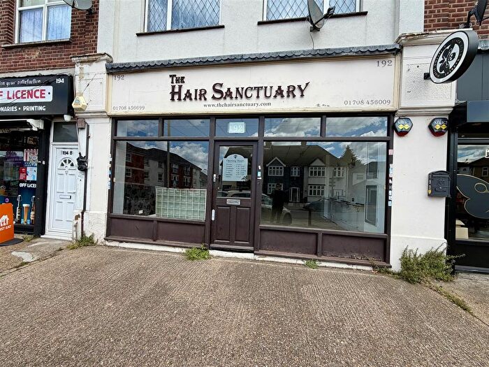 Property To Rent In Hornchurch Road, Hornchurch, RM11