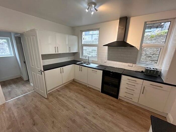 6 Bedroom House To Rent In Kingsley Road, Plymouth, PL4