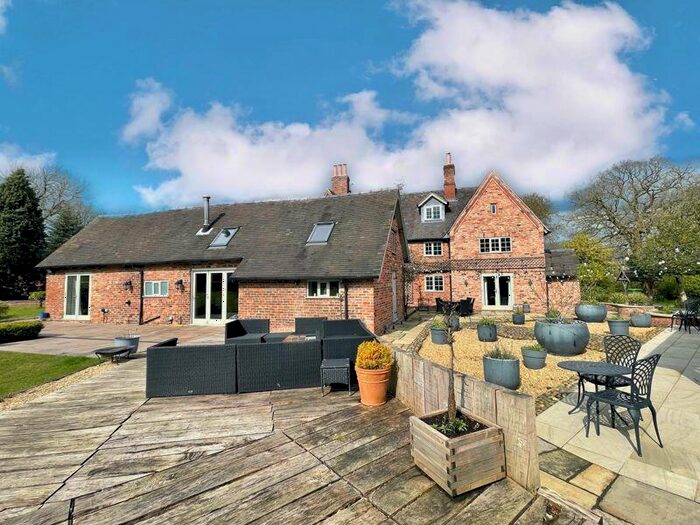 5 Bedroom Country House For Sale In Budworth Road, Aston By Budworth, CW9