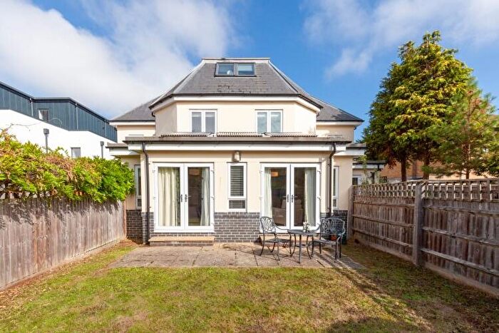 1 Bedroom Apartment To Rent In Sunderland Avenue, Oxford, OX2