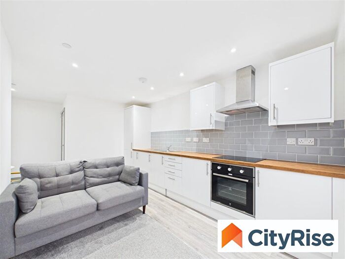 1 Bedroom Flat To Rent In Grosvenor House, Union Street, Wakefield, WF1