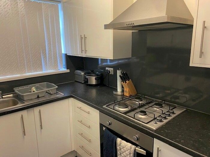 2 Bedroom Semi-Detached House To Rent In Lathe Road, Whiston, S60