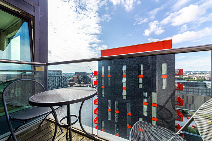 1 Bedroom Apartment To Rent In Millharbour, London, E14