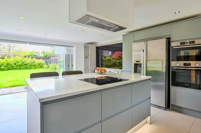 4 Bedroom Detached House To Rent In Clay Lane, , Jacobs Well, Guildford, GU4