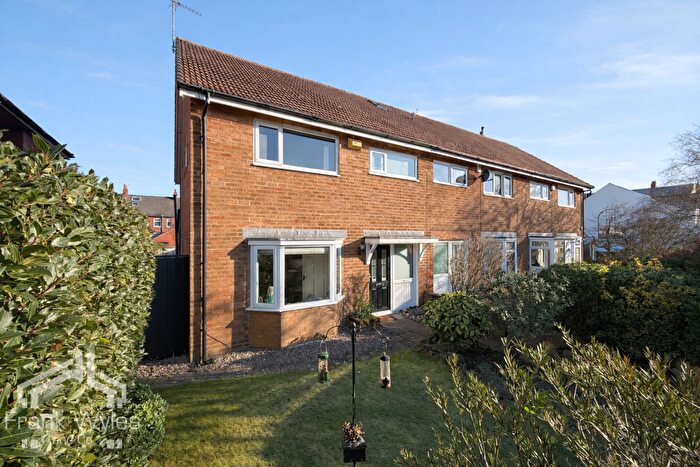 4 Bedroom House For Sale In Kingsway, Lytham St Annes, Lancashire, FY8