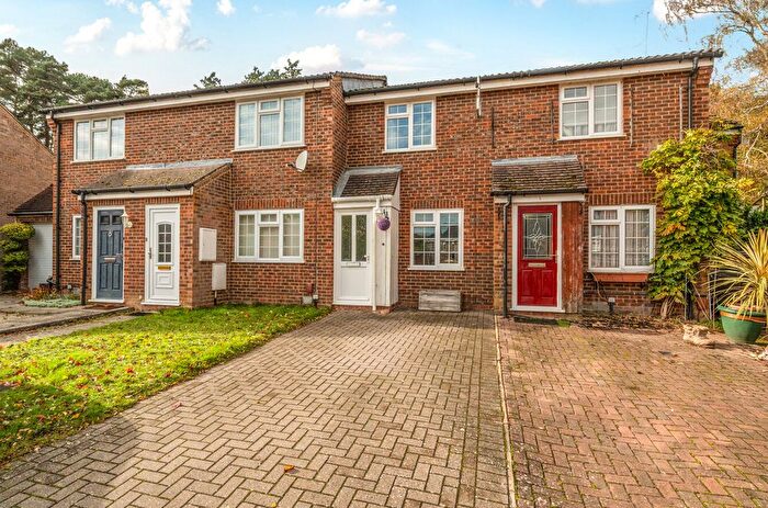 2 Bedroom Terraced House For Sale In Crofton Close, Bracknell, Berkshire, RG12