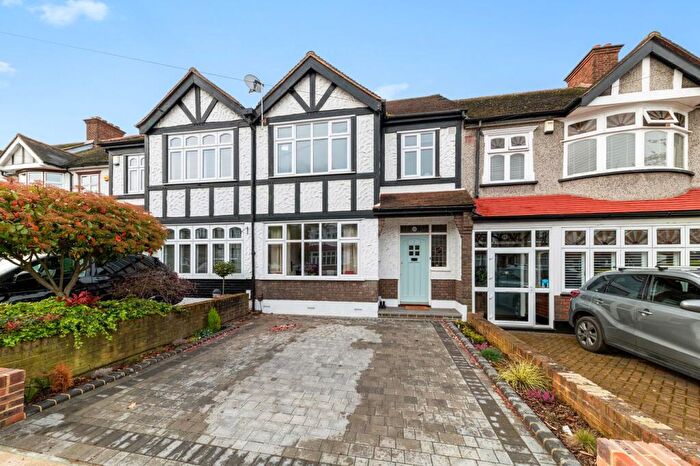 3 Bedroom Terraced House To Rent In Merlin Grove, Beckenham, BR3