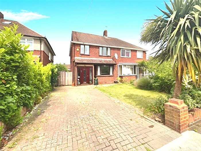 4 Bedroom Semi-Detached House To Rent In Elgin Avenue, Ashford, Surrey, TW15