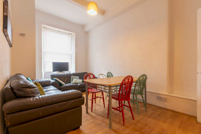 5 Bedroom Flat To Rent In Dalkeith Road Edinburgh United Kingdom, EH16