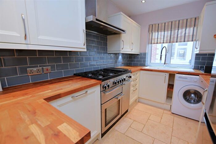 2 Bedroom Flat For Sale In Baltic Close, Central Colliers Wood, SW19