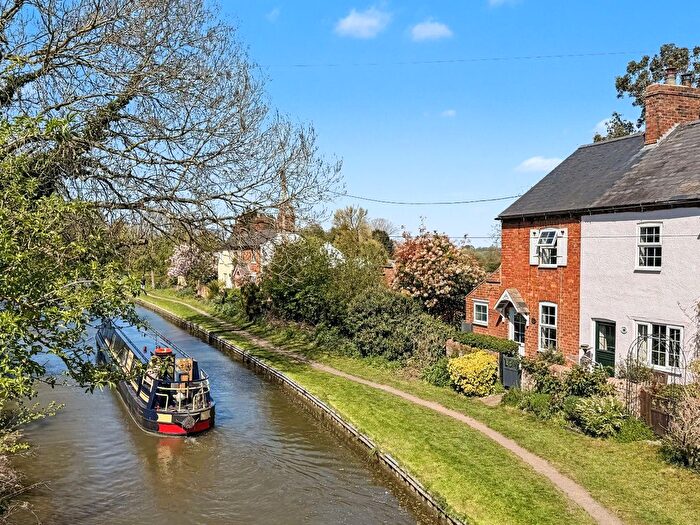 2 Bedroom End Terrace House For Sale In New Bridge, Long Buckby Wharf, NN6