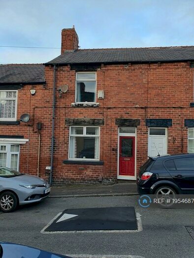 3 Bedroom Terraced House To Rent In Dearne Street, Barnsley, S75