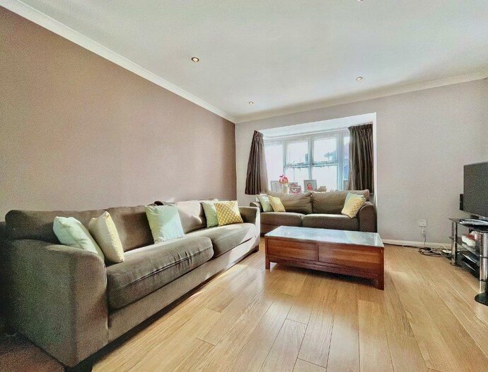 3 Bedroom House To Rent In Flemming Avenue, Ruislip, Middlesex, HA4