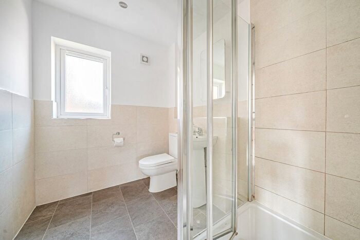 5 Bedroom Detached House For Sale In James Place, Flitwick, MK45