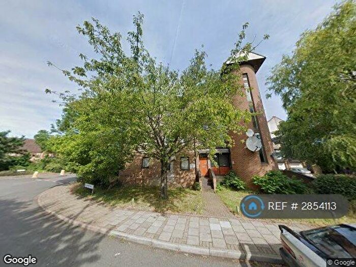 2 Bedroom Flat To Rent In Watersmeet Way, London, SE28