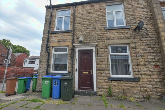 2 Bedroom End Of Terrace House To Rent In Newhey Road, Milnrow, Rochdale, OL16