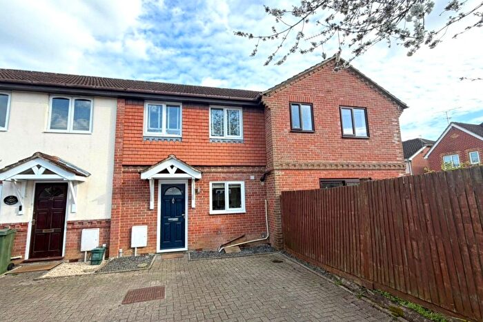 2 Bedroom Terraced House For Sale In Oaktrees, Ash, Surrey, GU12