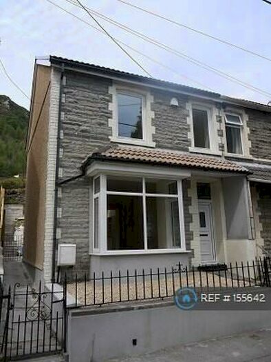 4 Bedroom Semi-Detached House To Rent In Clyngwyn Terrace, Treorchy, CF42