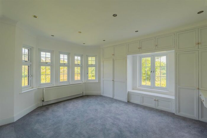 4 Bedroom Detached House For Sale In Stockwood Hill, Keynsham, Bristol, BS31