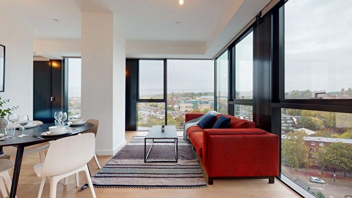 1 Bedroom Flat To Rent In Highgate Hill, London, N19